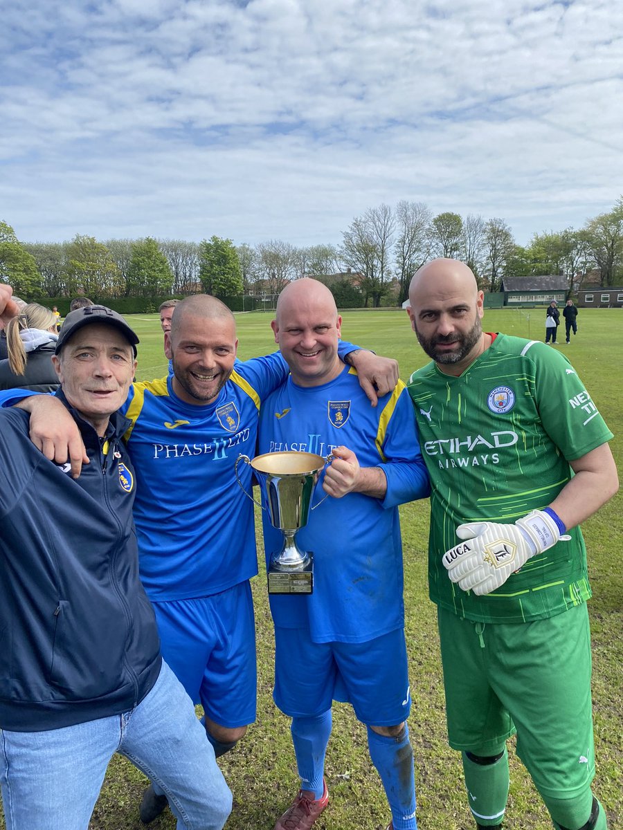 pennywellcomrades fc over 40s tweet media