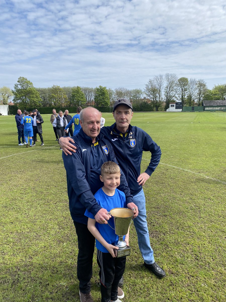 pennywellcomrades fc over 40s tweet media