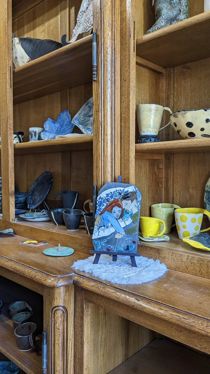 il Turista Viaggi (@ilturista_info) on Twitter photo Alla scoperta di Vallauris 👉che vanta una grande tradizione nell'arte della ceramica. Picasso ha collaborato con l'atelier Madoura per molti anni. Oggi ci sono più di 60 atelier. Imperdibile una sosta da Portanier.
<a href="/ProCotedazur/">Côte d'Azur France Tourisme</a> <a href="/IT_AtoutFrance/">@IT_AtoutFrance</a> #explorefrance #CotedAzurFrance Alla scoperta di Vallauris 👉che vanta una grande tradizione nell'arte della ceramica. Picasso ha collaborato con l'atelier Madoura per molti anni. Oggi ci sono più di 60 atelier. Imperdibile una sosta da Portanier.
<a href="/ProCotedazur/">Côte d'Azur France Tourisme</a> <a href="/IT_AtoutFrance/">@IT_AtoutFrance</a> #explorefrance #CotedAzurFrance