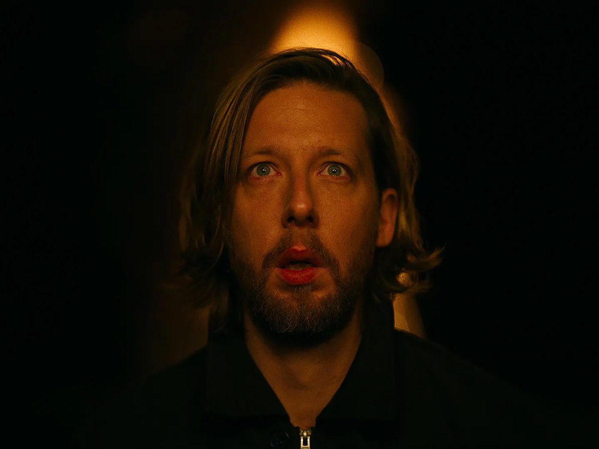 StationVu's tweet photo. 🍿📽️ Le 9 mai à 19h30: 
LA CONTEMPLATION DU MYSTÈRE

⭐️🎙 En présence du réalisateur 
ALBERIC AURTENECHE

Un trentenaire en quête de réponses sur la mort de son père lors d’un accident de chasse. Un suspense psychologique aussi original que bluffant

🎟️👉 https://t.co/gCY4udBKw2 https://t.co/ubNTZPrt21