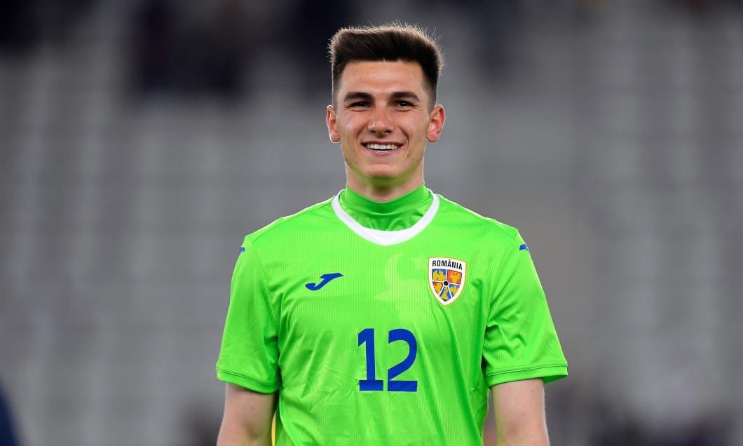 Liga1Romania's tweet photo. Mihai Popa, 22 de ani, a semnat cu #ACTorino și va evolua în #SerieA din sezonul viitorul. FC Voluntari va primi 200 de mii de euro. Portarul a mai trecut pe la FC Viitorul și Rapid. https://t.co/u364PTtXR8