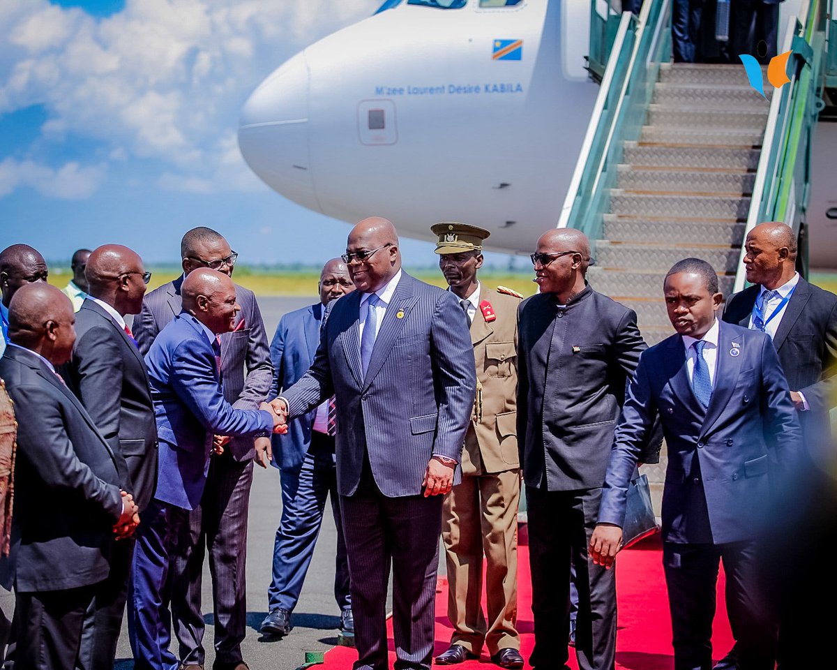 kamba82's tweet photo. RDC/Burundi: Le PRO5 et en même temps Président du #ROMSummit arrive dans la capitale #Bujumbura 🇧🇮pour le #11thROMSummit
Au menu des activités, il est prévu que le président passe le relais à #GeneralNeva pour conduire ledit sommet des Chefs d'États pendant une durée d'un an. https://t.co/YThSQKiLq1