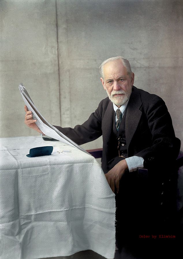 NotaKocluk's tweet photo. Bize kattığın her şey için teşekkür ederiz Freud babamız, iyi ki doğdun 🔱🫶🏻 #freud https://t.co/DUbvcPrh0n