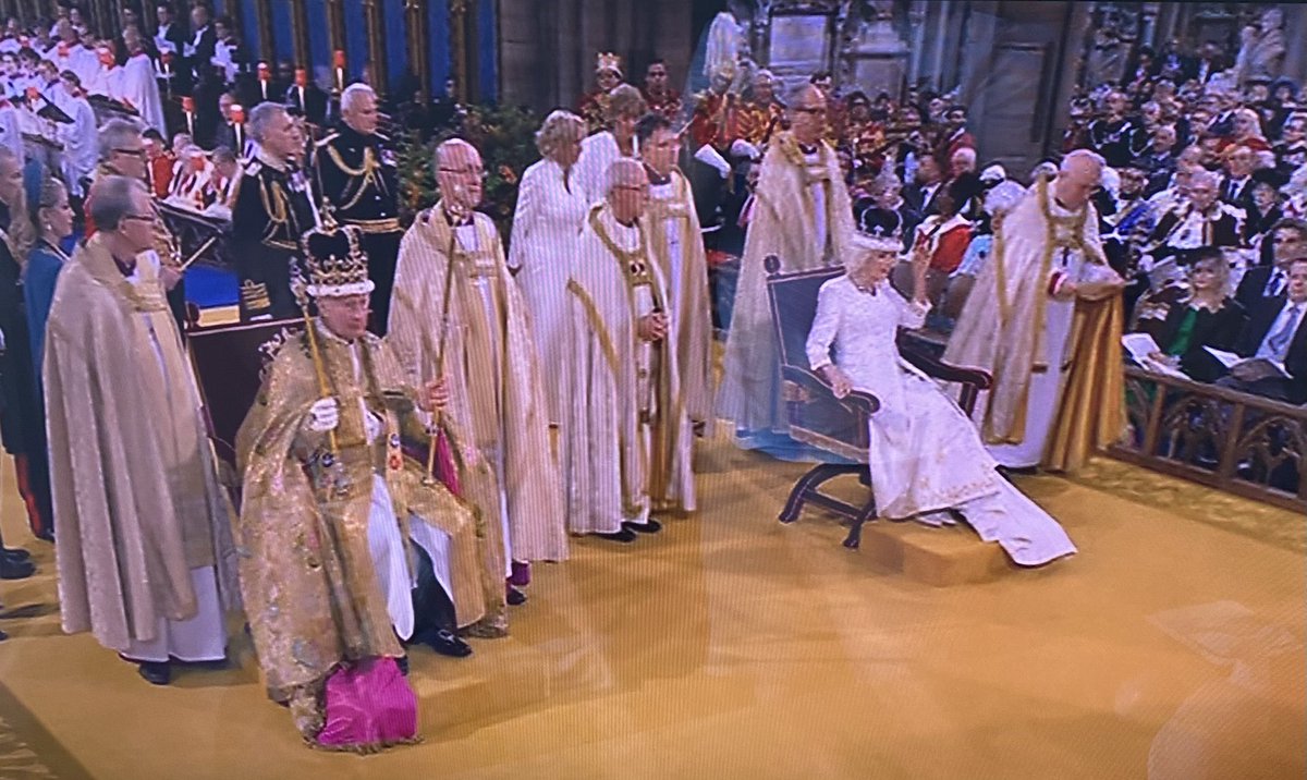 LordGibbons's tweet photo. Huge congratulations to King Charles III &amp; Queen Camilla on their Coronation!

God Save The King! 🇬🇧👑

@RoyalFamily https://t.co/NuExKRuvSd