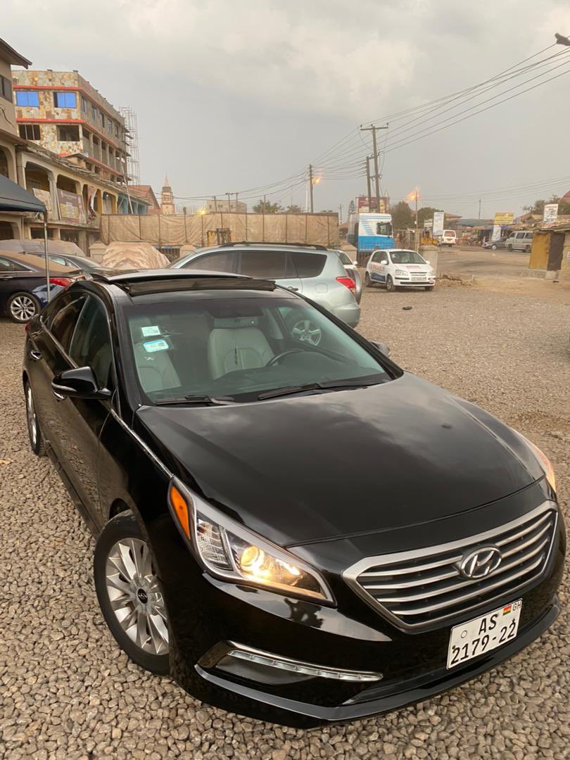 millimonee_'s tweet photo. SELLING🔥
2016 SONATA 
FULLY LOADED💦
REGISTERED 2021
SUNROOF✅
PUSH TO START✅
LEATHER SEAT ✅
REVERSE CAMERA✅
PRICE WILL BE DISCUSSED IN YOUR
INBOX 📥 
0245513798 
#Sonata 
#Ghana
#pokkcars https://t.co/sL8Fbsg4GS