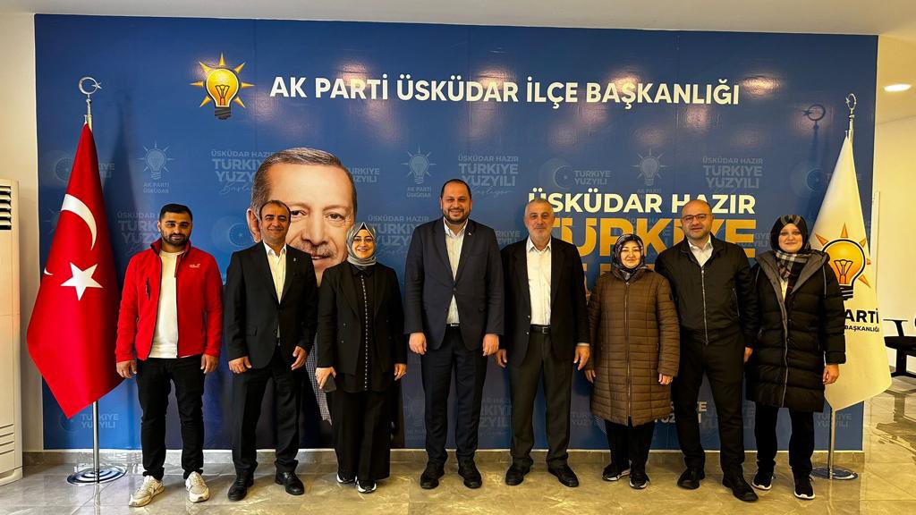 Aydogan_Ahiakin's tweet photo. AK Parti Üsküdar Seçim Koordinasyon Merkezimizi İl Yönetim Kurulu Üyemiz, Üsküdar Koordinatörümüz Elif Öksüz ile ziyaret ettik.

Üsküdarlı komşularımızı arayarak Büyük İstanbul Mitingimize davet ettik, 14 Mayıs için desteklerini istedik. @ak_uskudar https://t.co/0nRuuoX4yr