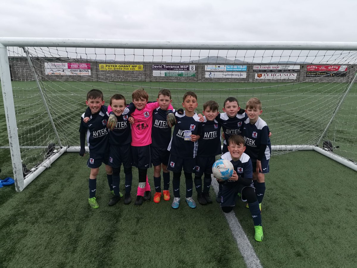 Some great games recently against the Young Glens &amp; East Fife 👍⚽👏💙

Tenacious tackling ✅
Dazzling dribbling ✅
Top notch team work ✅
Glorious goals ✅
Superb saves ✅

Last , definitely not least, &amp; 100% the most important thing....

Happy faces all round  😁 ✅