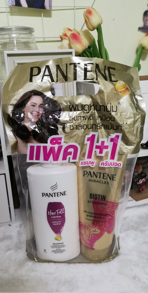 Punnpasu's tweet photo. ได้รับของมาหลายวันแล้ว ยุ่งจนลืมรีวิว ส่งเร็วมาก เร็วกว่ากำหนดที่แจ้งไว้ มีของแถมมาให้ด้วย ขอบคุณ​นะคะ
#ปุ้ยรีวิว https://t.co/ibWk94h0MF