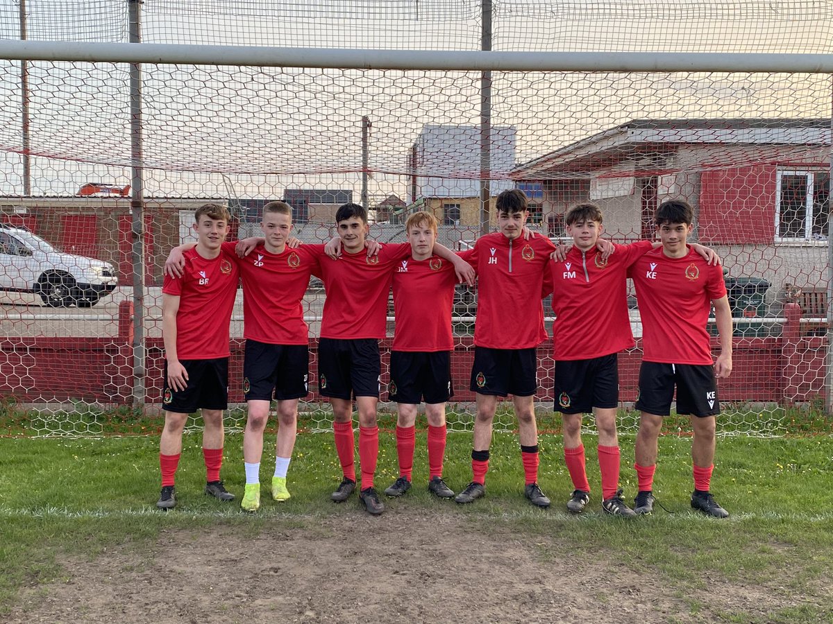 19mason73's tweet photo. Great Achievement for seven of our BFL U15s academy players who have been selected to represent Boys &amp; Girls Clubs of Wales squad🤩 Go and smash it lads 🏴󠁧󠁢󠁷󠁬󠁳󠁿🏴󠁧󠁢󠁳󠁣󠁴󠁿❤️@bflacademy @bflafc  #futureballers https://t.co/UpjGx3DUWL