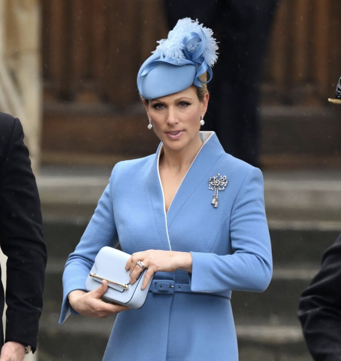 Zara brooch outlet