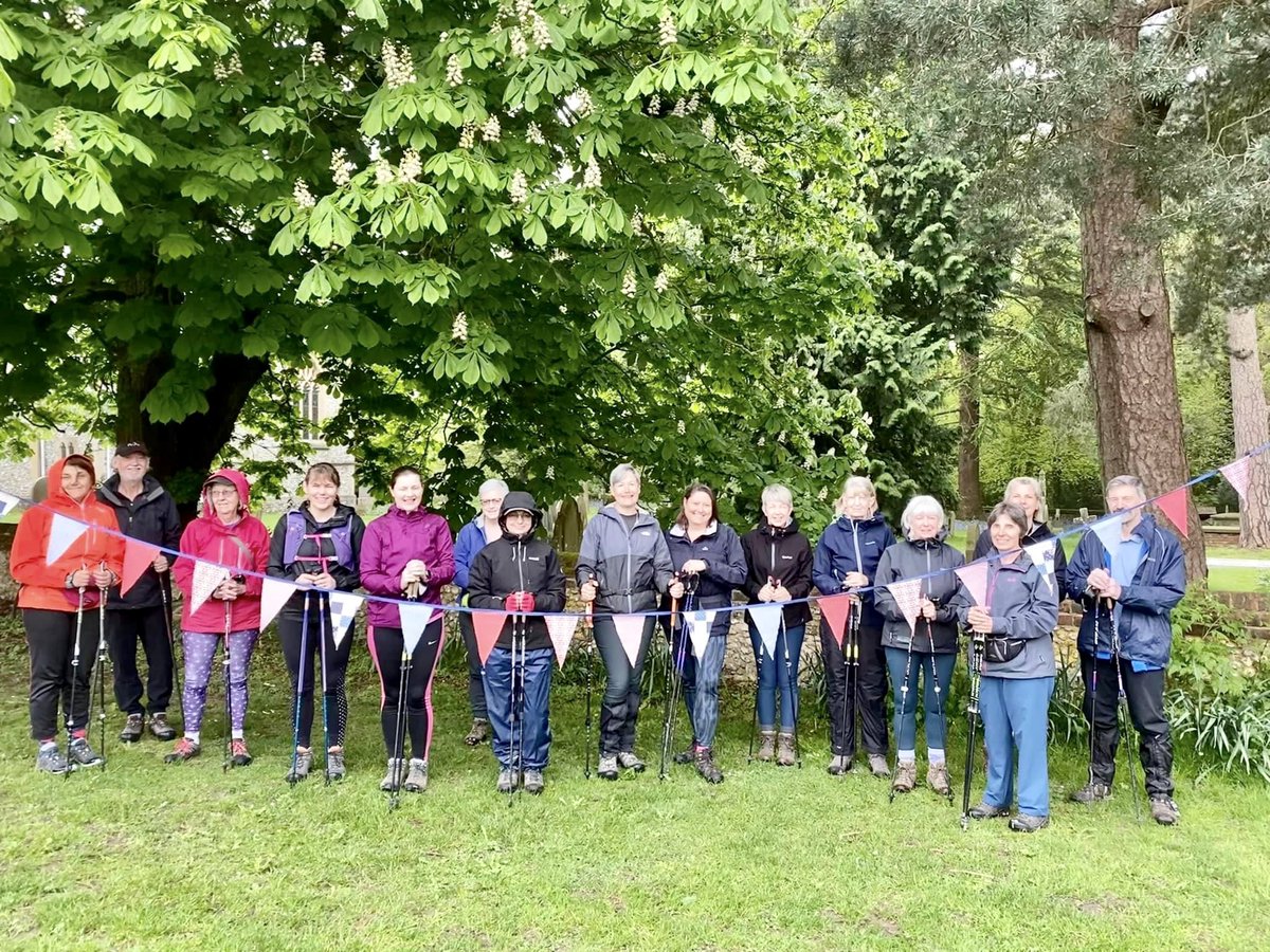 Celebrating King Charles and Queen Camilla on our CORONATION DAY walk this morning - complete with bunting in the rain 🌧️ 

Very British! ❤️🤍💙

#makingwalkingwork #lovenordicwalking #watfordwalking