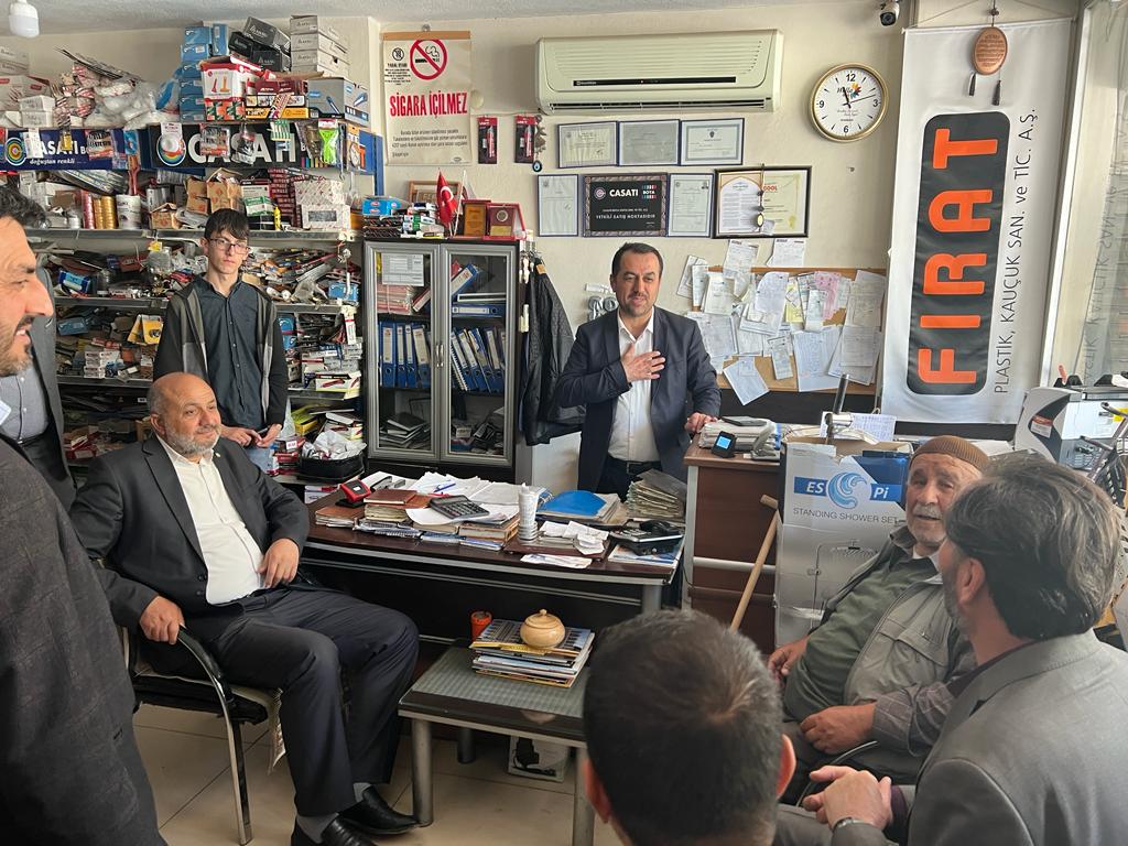 ismailcevik47's tweet image. Güzel Mardin'imizin şirin ilçesi Yeşilli'de bazı dost ve esnaflarımızı ziyaret ettik. Sıcak ilgi ve alakaları enerjimize güç kattı.
Teşekkürler #Yeşilli