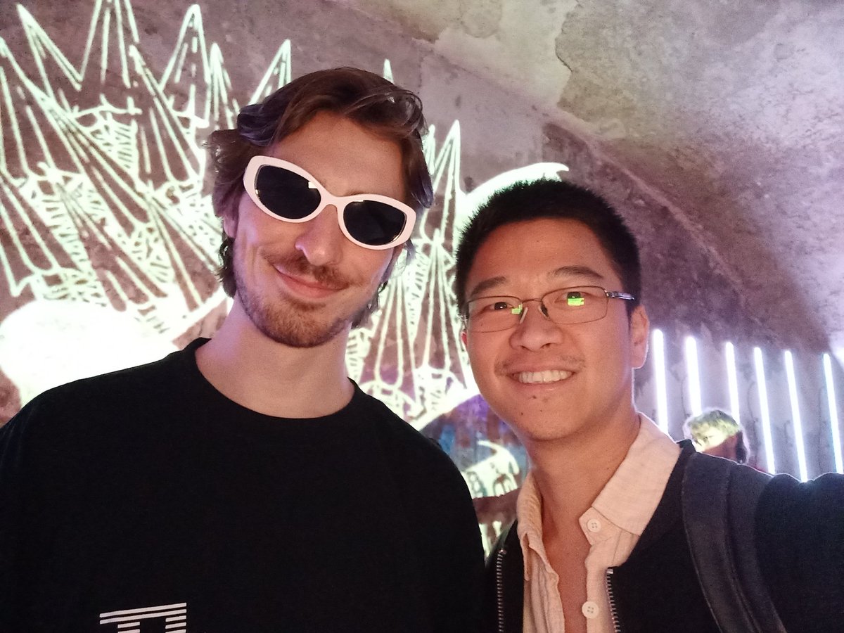 ZCluciano's tweet photo. @vandaloruins @SuperchiefNFT @NFTRome_ I chased him all over Rome, just for the selfie and 150XP. Well done zio! Daje 💪💪💪 https://t.co/Mz520oC1cE