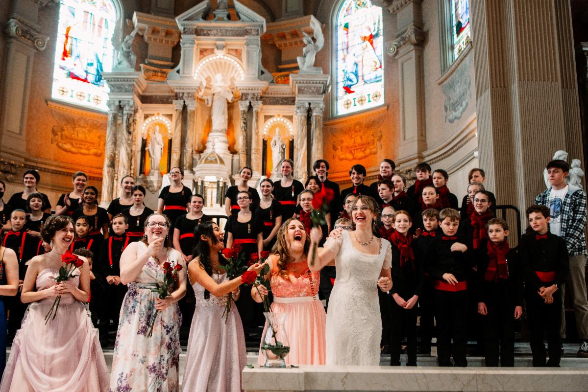SummitChoral's tweet image. A Splendid Serenade is TONIGHT at St. Bernard Catholic Church at 2 PM! Here are some of our favorite moment's from last year's concert❤️

learn more! summitchoralsociety.org/season-events.… to 

#wedochoir #springconcert #springmusic #springseason #seniors