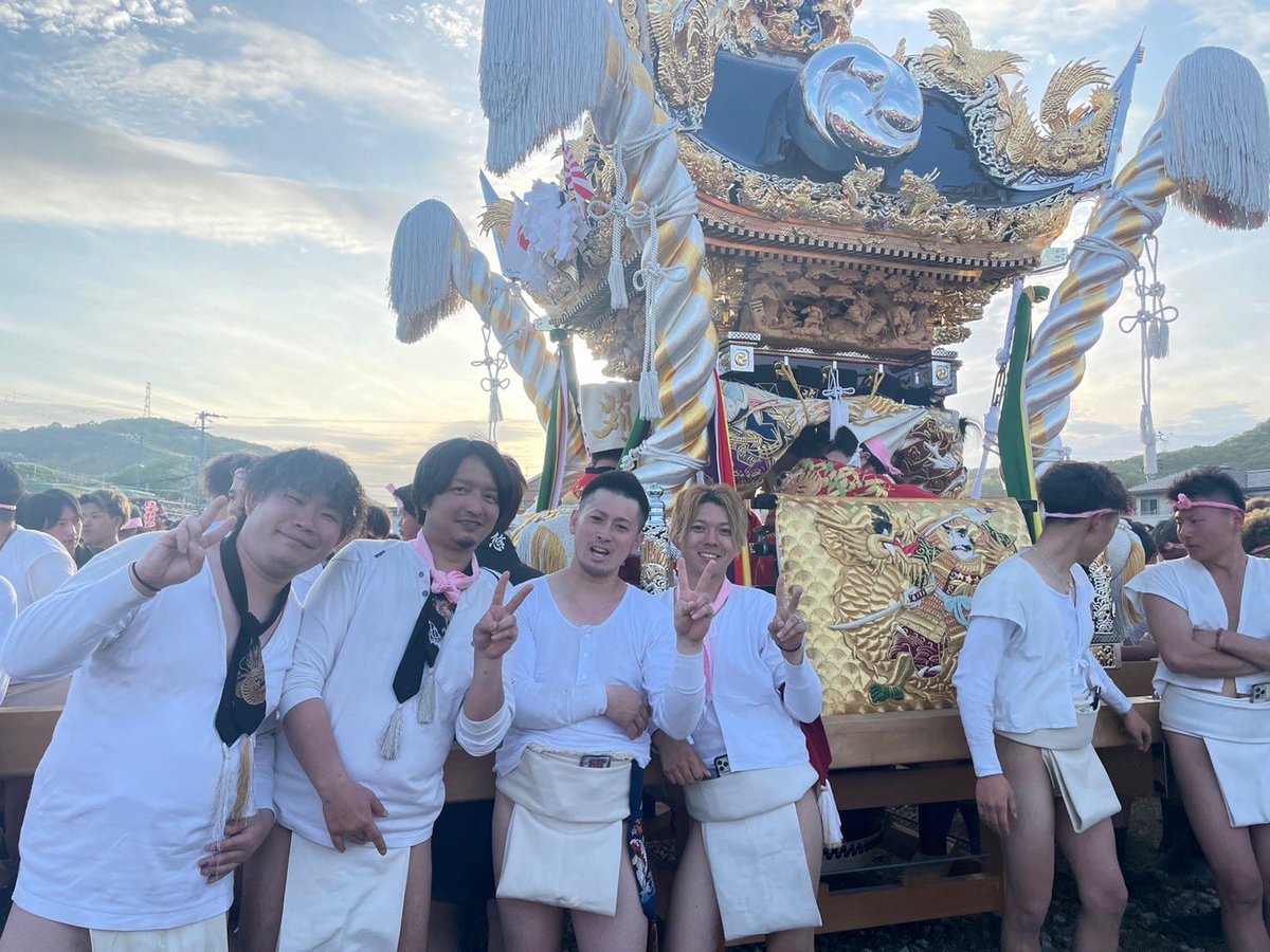 yuya120x's tweet photo. 国恩祭🇯🇵
的形 苅屋町
一日でボロボロ笑
最高に楽しかった🤣
さぁあと半年祭りしよやぁ
よーやさ！
#国恩祭 https://t.co/DZgReOQxhT