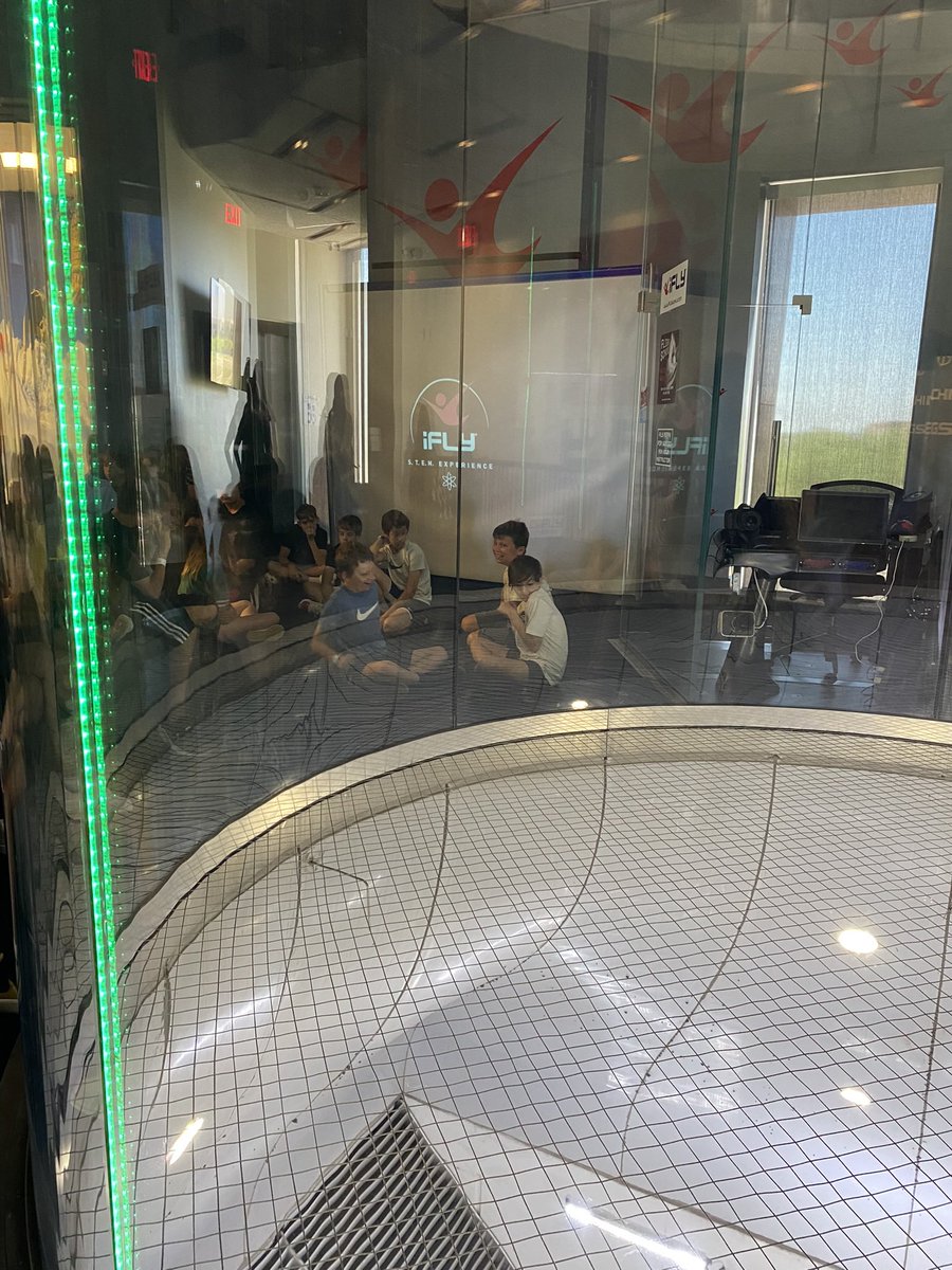 End-of-the-year field trip to iFLY for indoor skydiving was a hit. Everyone rocked their flight. Staff at iFLY did a fantastic job. #fieldtripfun  <a href="/iflyus/">iflyus</a> <a href="/LMES_Eagles/">Lone Mountain Elementary- CCUSD</a>  <a href="/ccusd_93/">Desert Sun Academy</a>