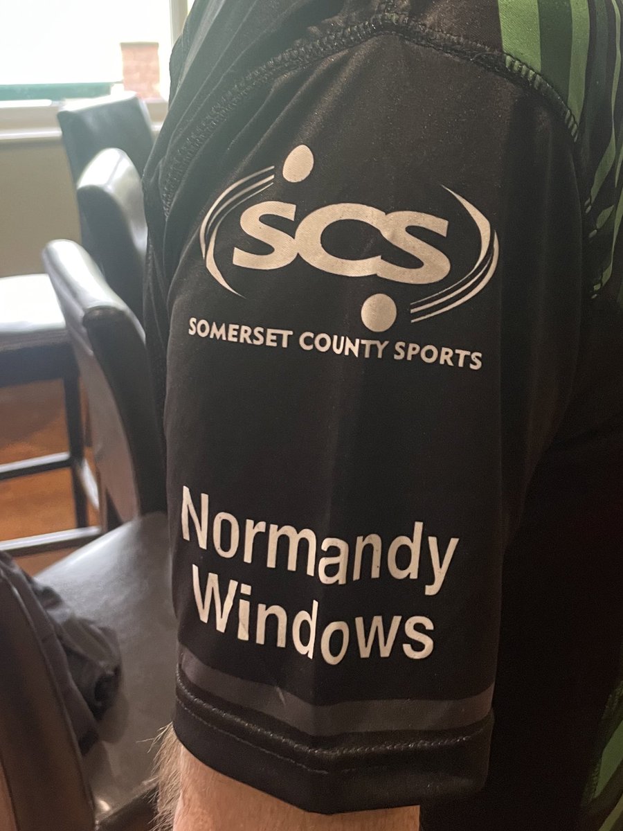 tauntondeanecc's tweet photo. Pleased to take delivery of our @KukriSports new training and t20 shirt today with Super Ally Warren launching in front of his Dadโs bar! #teamDeane
Thanks to shirt sponsors ๐
@SDSWater
@jointheelite @SomCountySports @DDLCouriers @NormandyWindows @BlakeElectrical https://t.co/4yg6PitglG