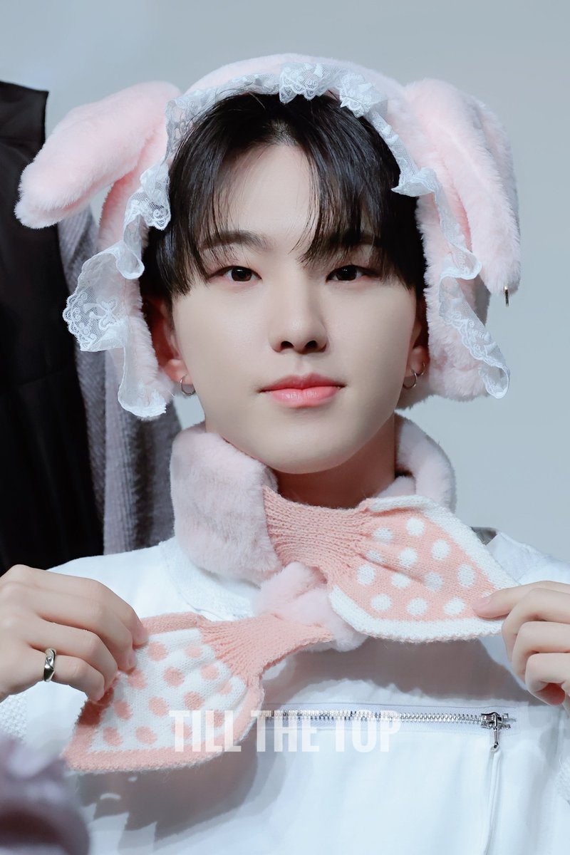 Hoshi. tweet media