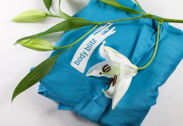 bodyblitzspa's tweet photo. A Body Blitz Spa Gift Card is a beautiful gift to give to mom for Mother's Day, your daughter for Graduation Day, a bride-to-be for a Bridal Shower, and a sister for a Birthday Gift! 

Buy a physical Gift Card in-store or e-card online. https://t.co/lFWZZOJhCj