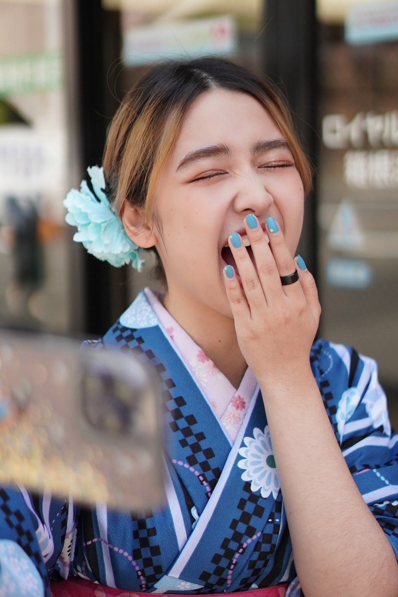 Janemiiiiiiii's tweet photo. พี่เป้บอก รูปนี้น่าร้ากกก เจนบอกว่ามันเห็นเหนียงนะ พี่เป้ก็เลยบอกให้ลบเส้นเหนียงออก จะได้เหมือนเป็นคาง เริ่ด!!!! 🫶🏻 https://t.co/uoyWkdJl5e