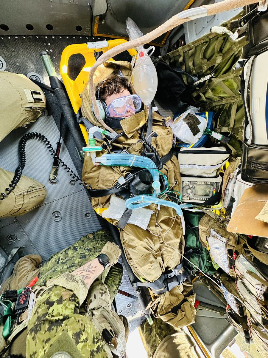 Heli_doc's tweet photo. Medevac #EFAE team training continues daily while on high readiness at #mapleresolve 2023 #helidet .Multiple venues: POI, static mock-up, static helo, dynamic helo in addition to tabletops. @CanadianArmy @CFCombatCamFC @CanadianForces https://t.co/uQfFDDyEWV