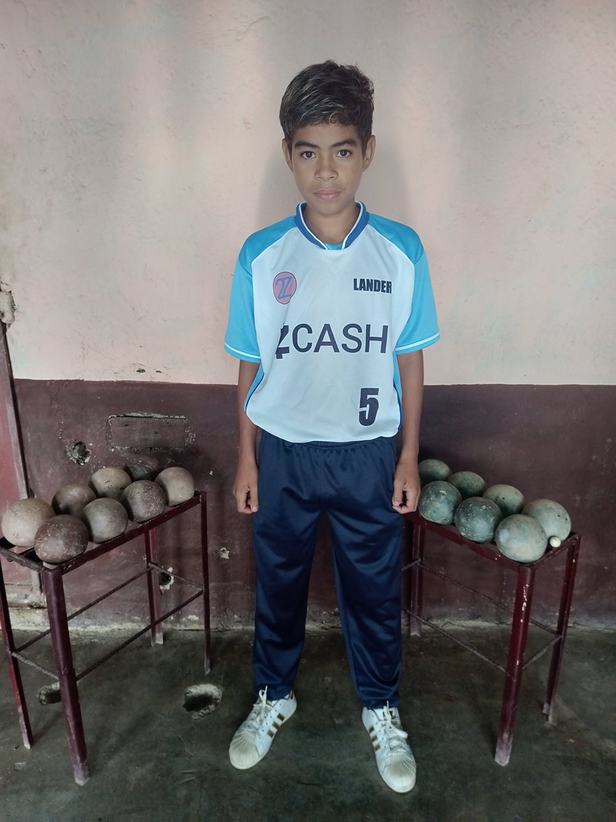 lbcbmtl's tweet photo. 21 franelas, 10 para el equipo masculino, 10 para el femenino y la franela del #Zcasher @Edicksonjga.
$ZEC #Deporte #BolasCriollas #Zcash https://t.co/U01FrvJ6Au
