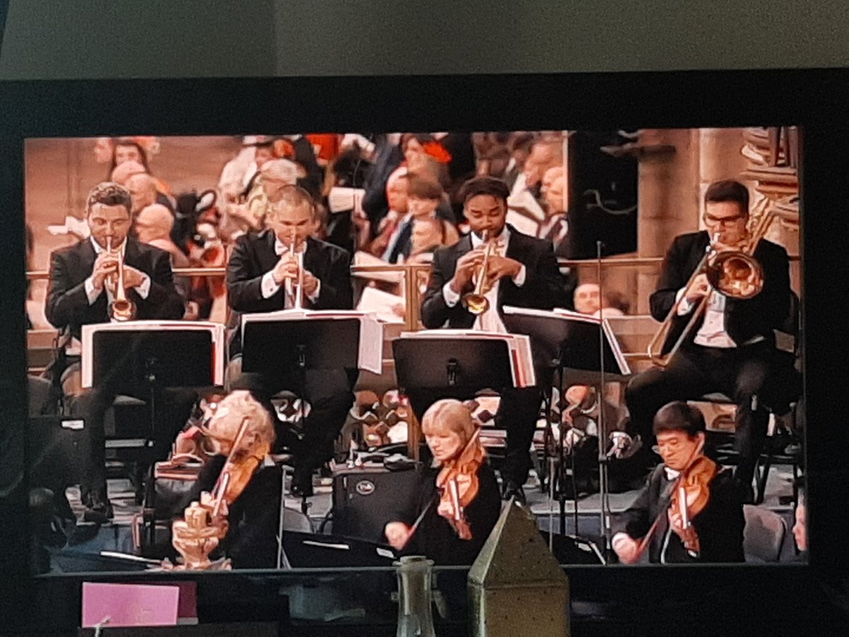 Choirgirl Louise 🇪🇺🇬🇧 tweet media