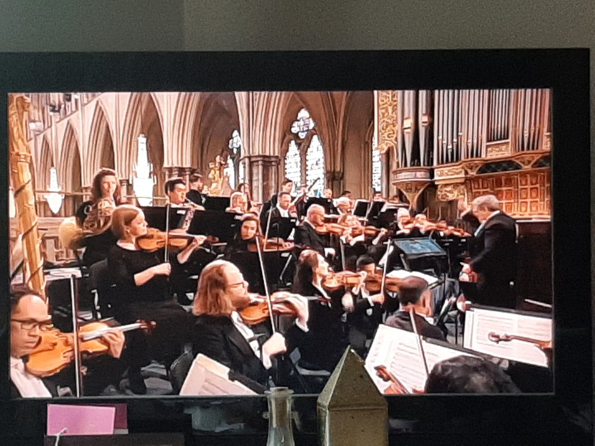 Choirgirl Louise 🇪🇺🇬🇧 tweet media