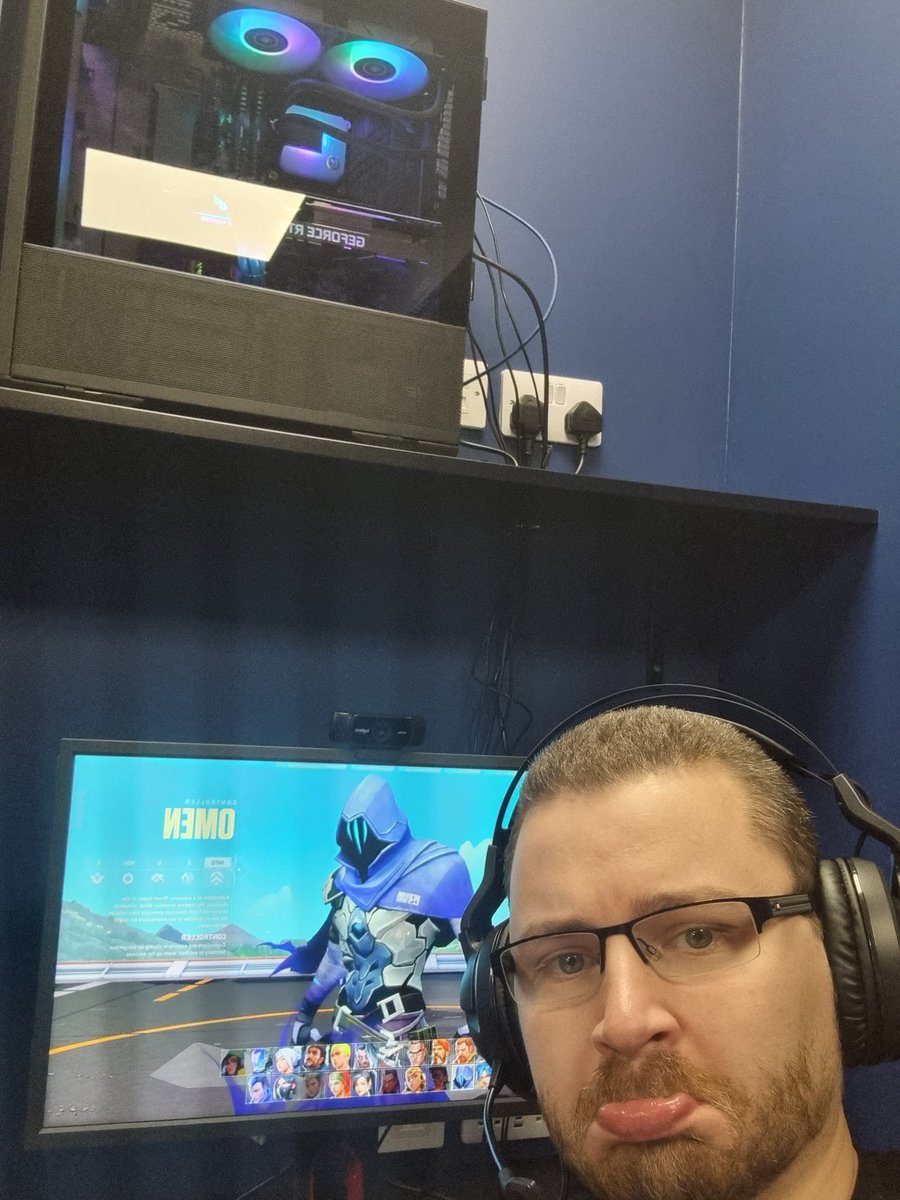 ThatGuyMint's tweet photo. Something I have learned today.
You can have a 360hz Monitor
You can have 1GBPS Internet
You can have 400+ FPS
But that doesn't stop that Yoru main from sitting in spawn with your spike.
#RankedLife
@PlayVALORANT https://t.co/Z5dS6lsxGm