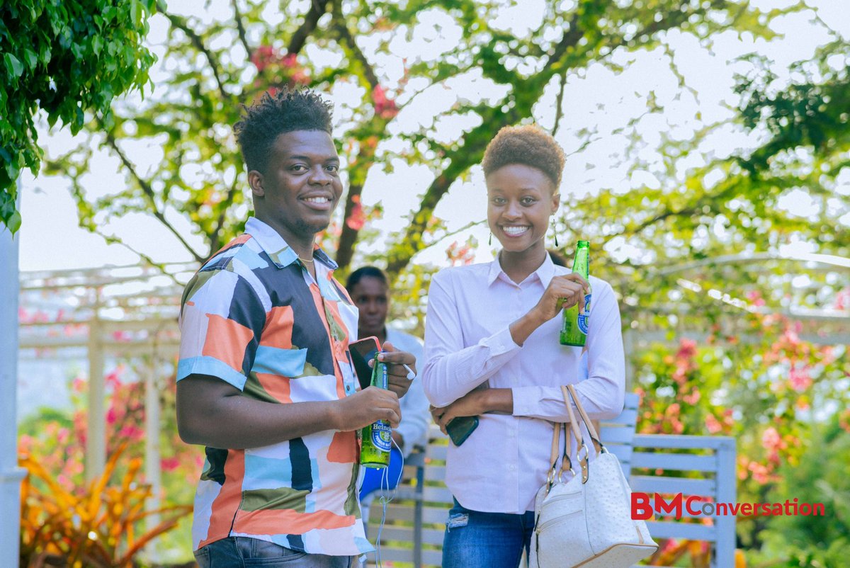 bustekmedia's tweet photo. Nous partageons avec vous quelques clichés photographiques de cet événement qui a rassemblé jeunes et moins jeunes, professionnels, universitaires et entrepreneurs pour une expérience particulière de réflexion, d’apprentissage et de networking.
#BMConversation #BustekMedia https://t.co/VSQcH2Gs51