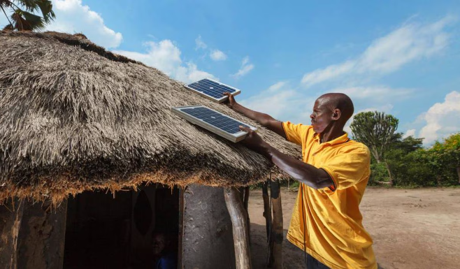 OFF_SHADE_'s tweet photo. Más de la mitad de África no tiene acceso a la electricidad, lo que limita su desarrollo y bienestar. Sin embargo, África es el lugar ideal para aprovechar la energía solar y superar estos desafíos. #EnergíaRenovable #África #EnergíaSolar #DesarrolloSostenible #Crecimiento https://t.co/r9mCeZgxfm