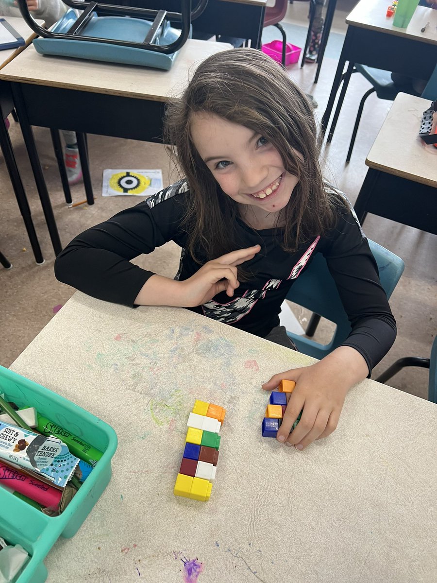 mspearson3's tweet photo. Working on creating arrays to match our multiplication problems in 3P! https://t.co/e2hxTw7XXe