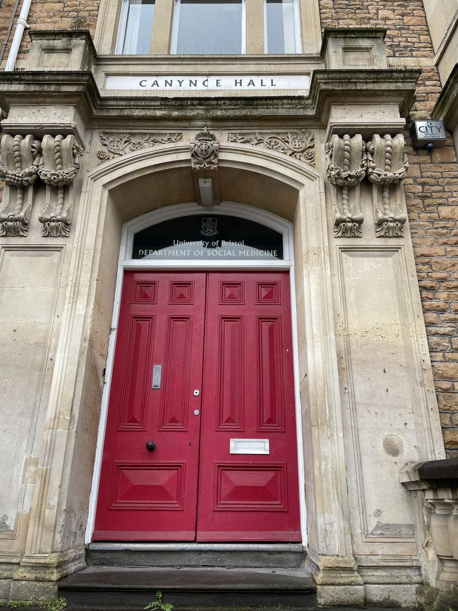 Julie Schmidt tweet media