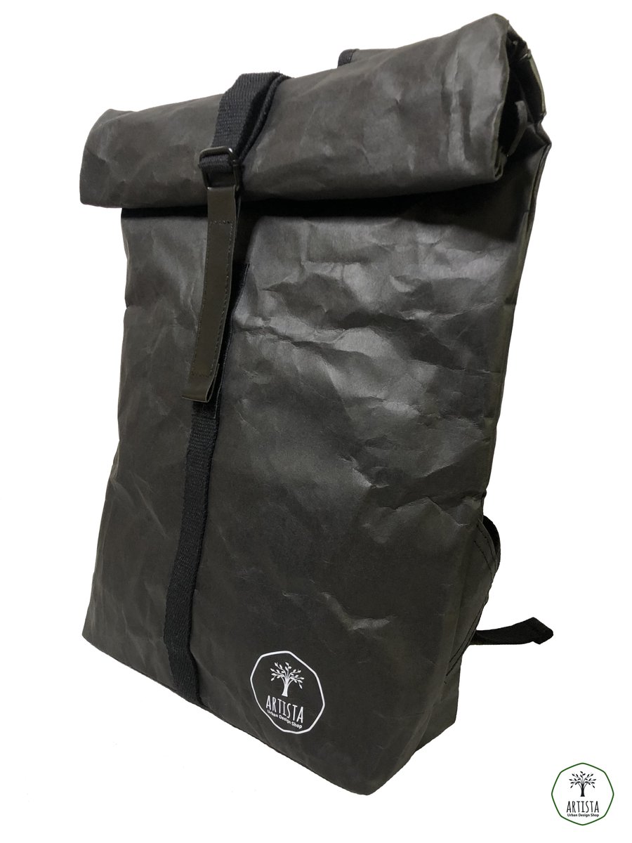 ArtistaUrban's tweet photo. Pünktlich zur Frühlingssaison freuen wir uns, den neuen #PapierRucksack "Mika" vorstellen zu können.🌞Mit seinen tollen Features freut er sich auf Dich und spannende urbane Abenteuer.☺️

Weiter zum Shop: https://t.co/doM6prVn7N

#Artista #UrbanDesign #Berlin #Mika #Sustainability https://t.co/k63aibY22G