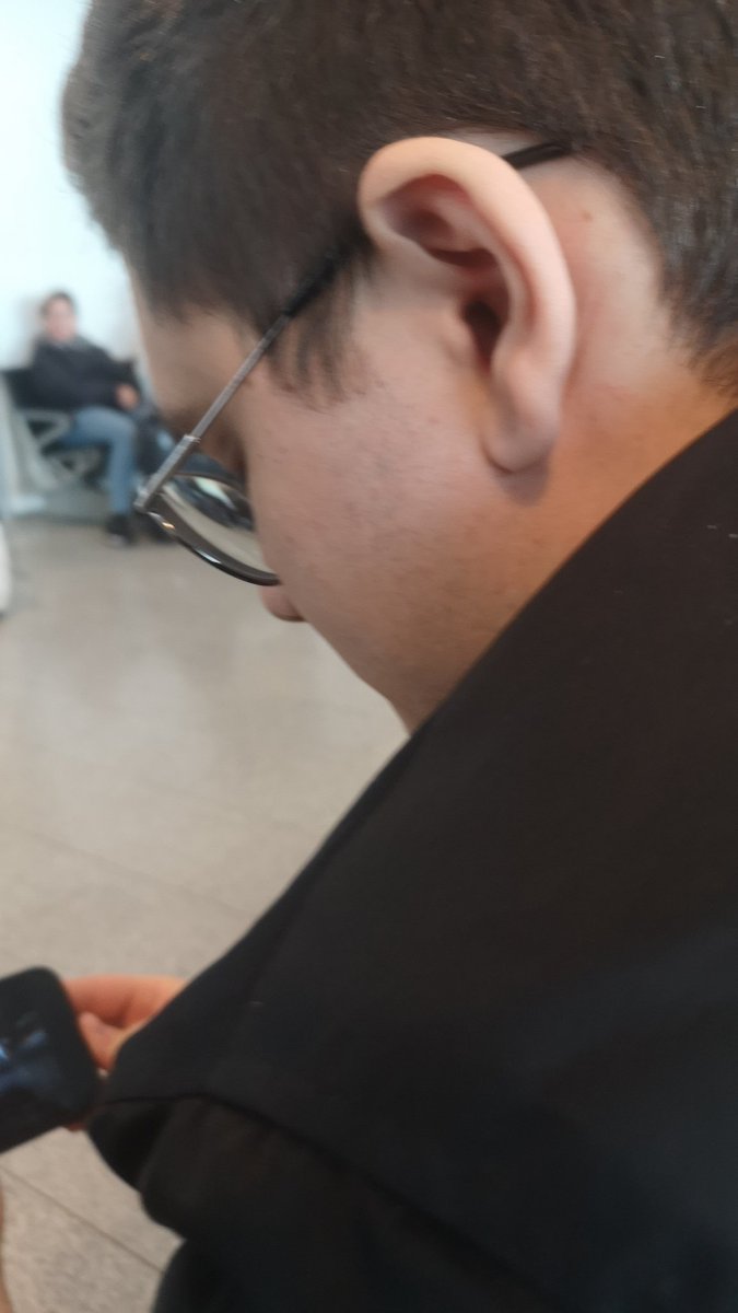 Waiting for the flight bskc to Manchester #Erasmus23