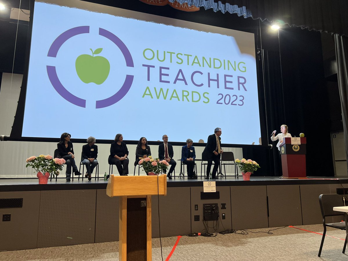 FoundasNic's tweet photo. A beautiful Outstanding Teacher Awards Ceremony by the FBE. Congratulations Brianne Panzarella and all of the other recipients. @ChenerySchool https://t.co/k50jmAKPxW