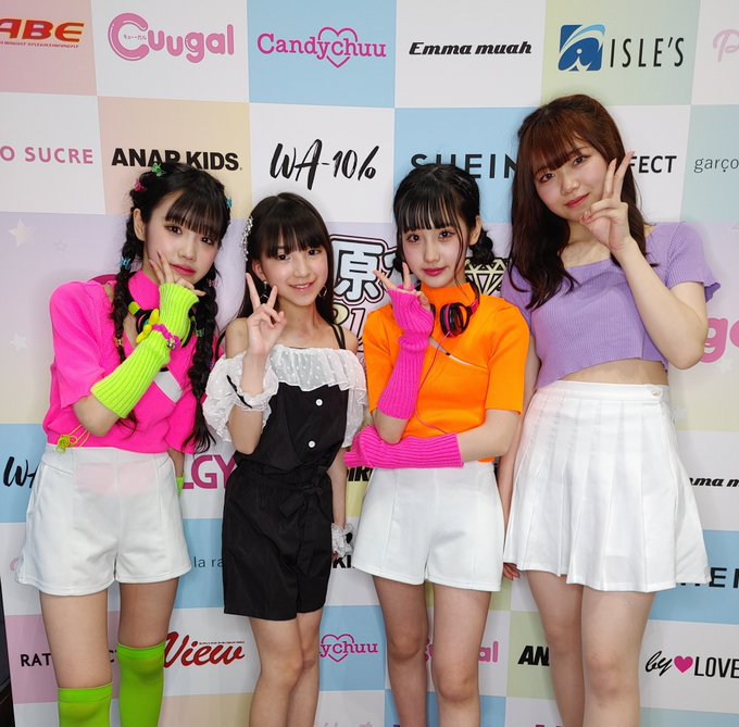 Twitterのコスプレ画像15