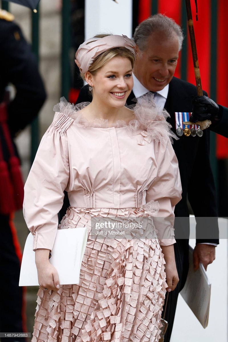 CoutureRoyals's tweet photo. #NEW Lady Margarita Armstrong-Jones at the #Coronation of her second cousin King Charles 👑🇬🇧 https://t.co/ZwukkJVjVw