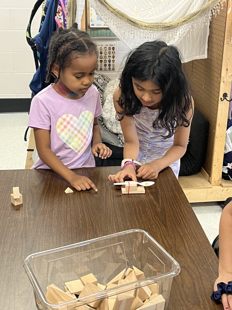 SVFirstGrade's tweet photo. Catapults! https://t.co/sJcjFzvkyA