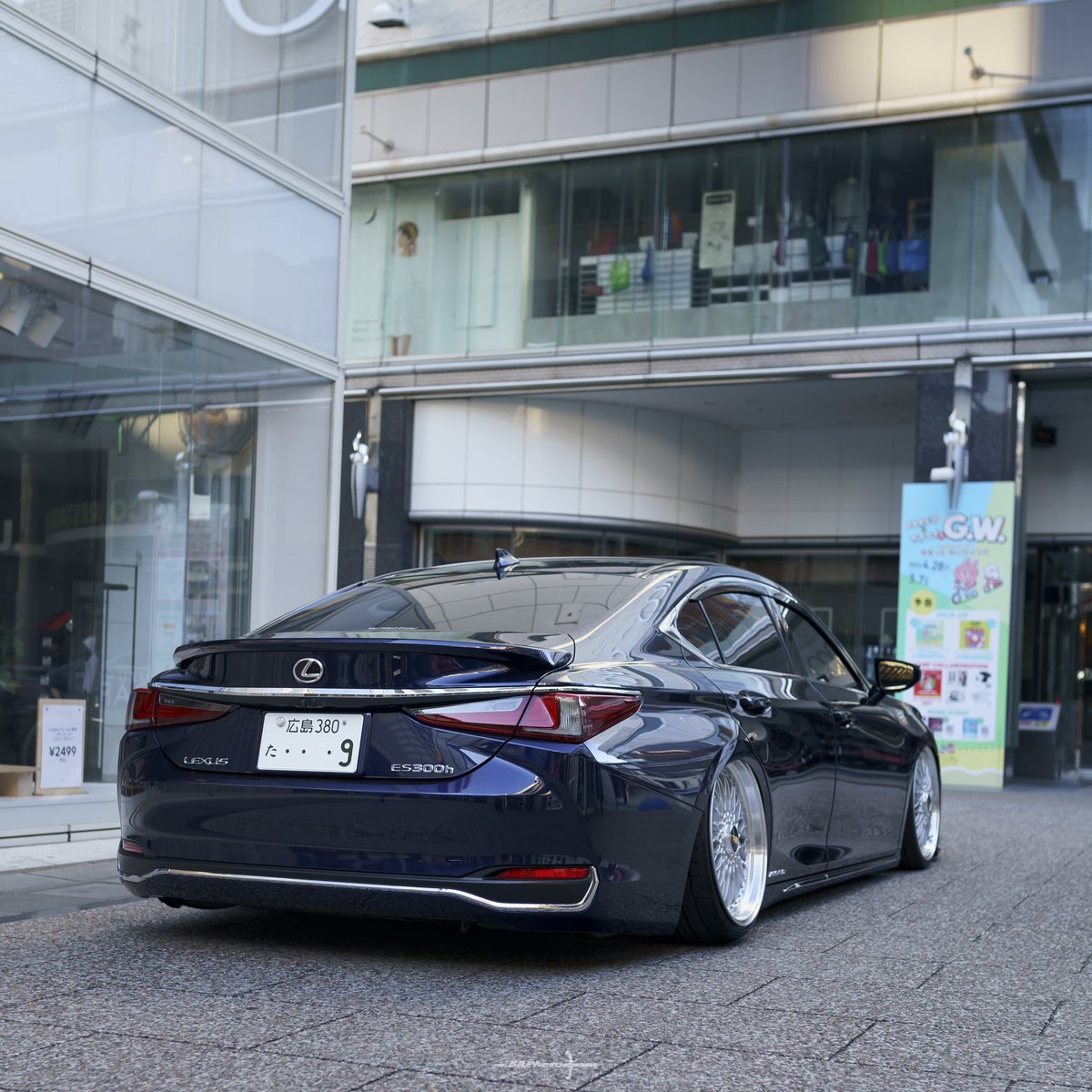 やっとこさ愛着出てきたよーな気がするけ綺麗にしてみようと思ってみたり🤔
ただ正直車もトラックも前のに比べたらなんか物足りんのよねー😩

#まさにないものねだり