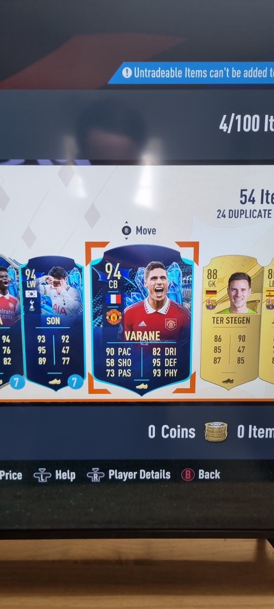 HarveyMedus's tweet photo. @DonkTrading Dupe untradeable Varane 😭 https://t.co/FpabhS8s2S