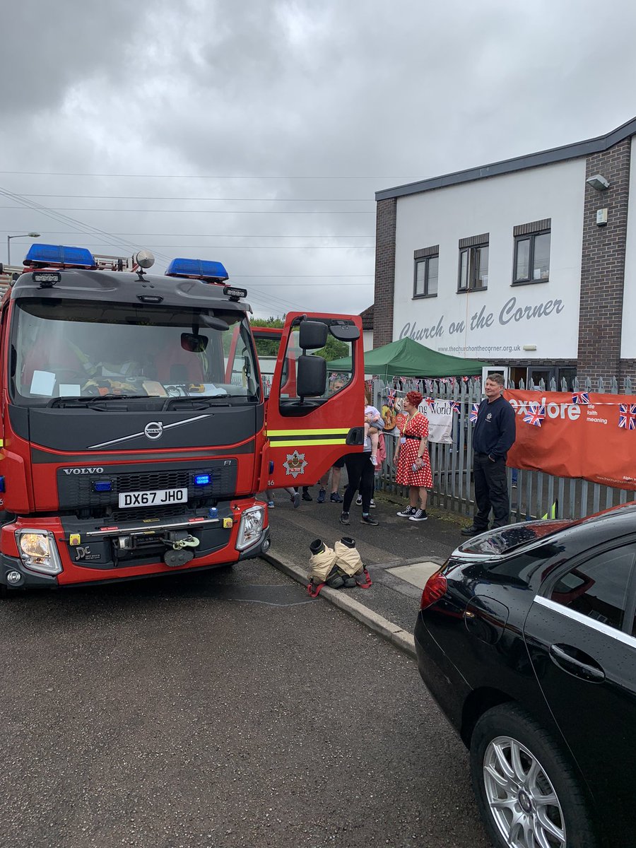 Green watch are celebrating #Coronation with our community at church on the corner Bentley