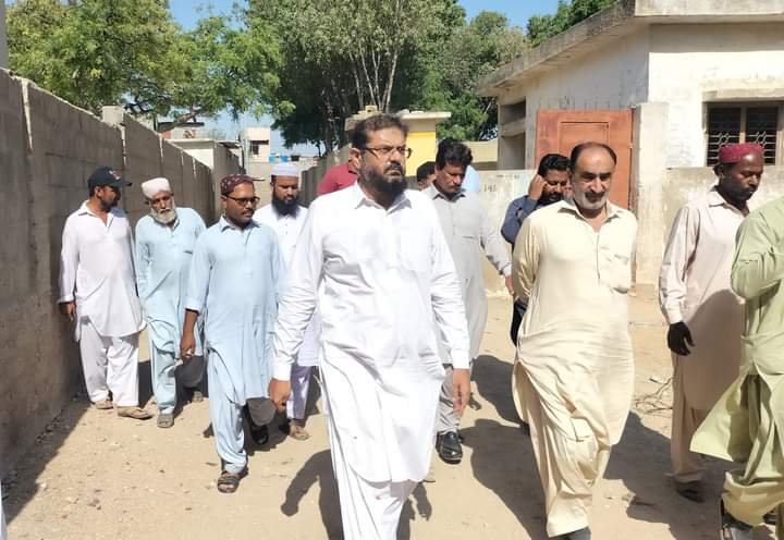 MirNaeemLashar1's tweet photo. #پاکستان_پیپلز_پارٹیPS_91/129  
#ضلع_ملیر_کے_صدر_جان_عالم_جاموٹ_کا #یوسی_چشمہ_کا_دورہ

 صدر جان عالم جاموٹ نے یوسی چشمہ کے مختلف گلیوں میں پیور بلاک کی اسکیموں کے جگہ کا دورہ  کیا

صدر جان عالم جاموٹ نے متعلقہ محکمے کے زمیداران کو کام کو بہتر اور جلد شروع      کرنےکی ہدایت کی https://t.co/NGOBvKClV1