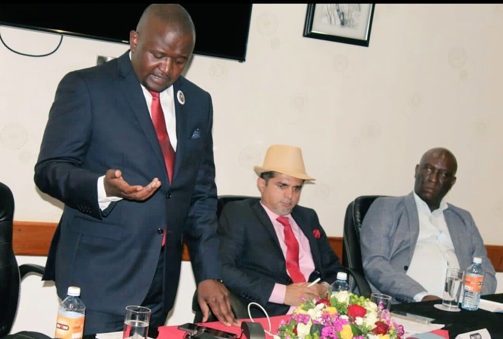lensydan's tweet photo. Picking the best ideas we can, for the betterment of Kiambu County University-College Students and its Alumni. Pleased to have also initiated the Students' feeding program that will counter  "Kuinama" by our students in the May-August Semester. https://t.co/uI2lgcvnWg