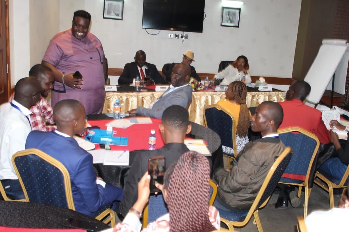 lensydan's tweet photo. Picking the best ideas we can, for the betterment of Kiambu County University-College Students and its Alumni. Pleased to have also initiated the Students' feeding program that will counter  "Kuinama" by our students in the May-August Semester. https://t.co/uI2lgcvnWg