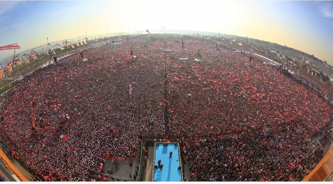 yola__devam_'s tweet photo. CHP Maltepe Mitingi! https://t.co/fUbw8NAGkC
