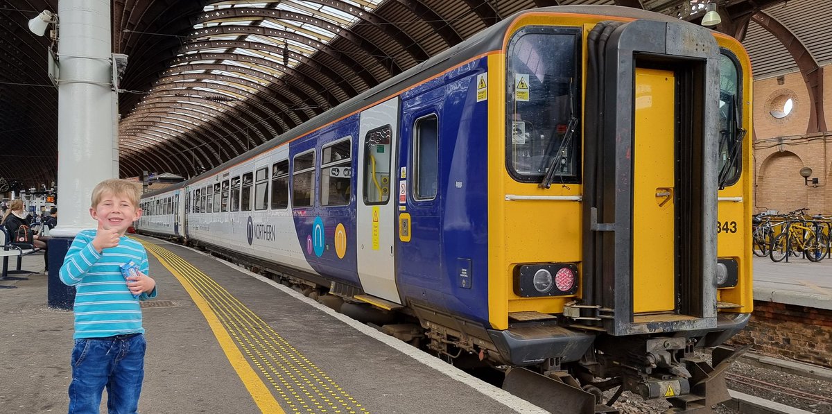 ukrailadventure's tweet image. He's fancied a ride on a sprinter for ages and given that these are the rarest of them, I thought it would be rude not to 😃 just a quick blast out and straight back to York #class155