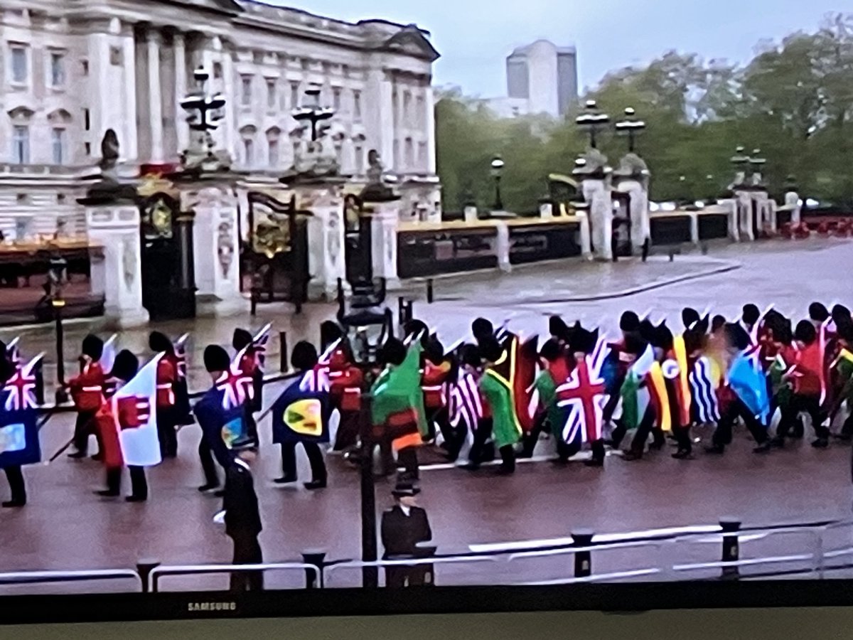 undeleted's tweet image. #Funwithflags