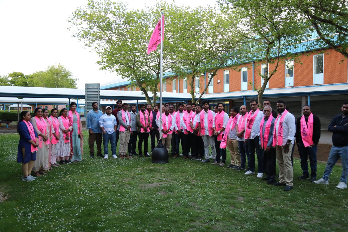 Anil_trs's tweet photo. Participated in @BRSparty formation day Celebrations at London, along with @Vidyasagarrao_K Garu.
@nribrs #22YearsOfBRS #JayahoKCR #KCR #DeshKiNethaKCR https://t.co/URTlNVLsoZ