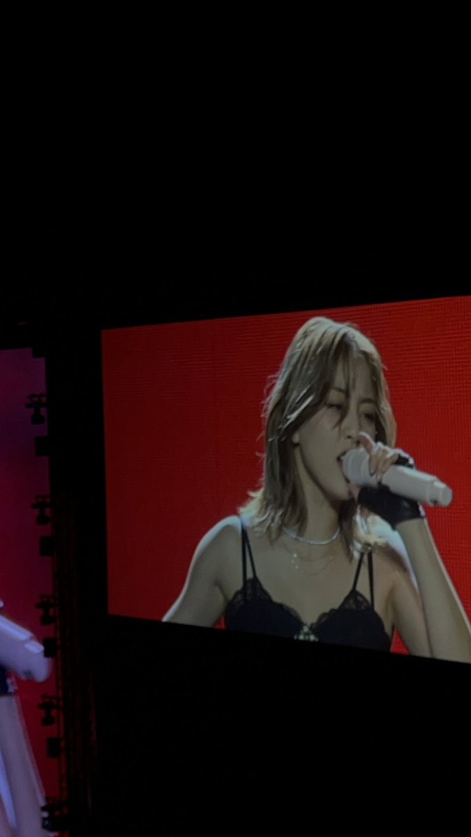 luvwonderlandd's tweet photo. jihyo biased wrecked me real hard tonight https://t.co/7Kr6FxVYl0